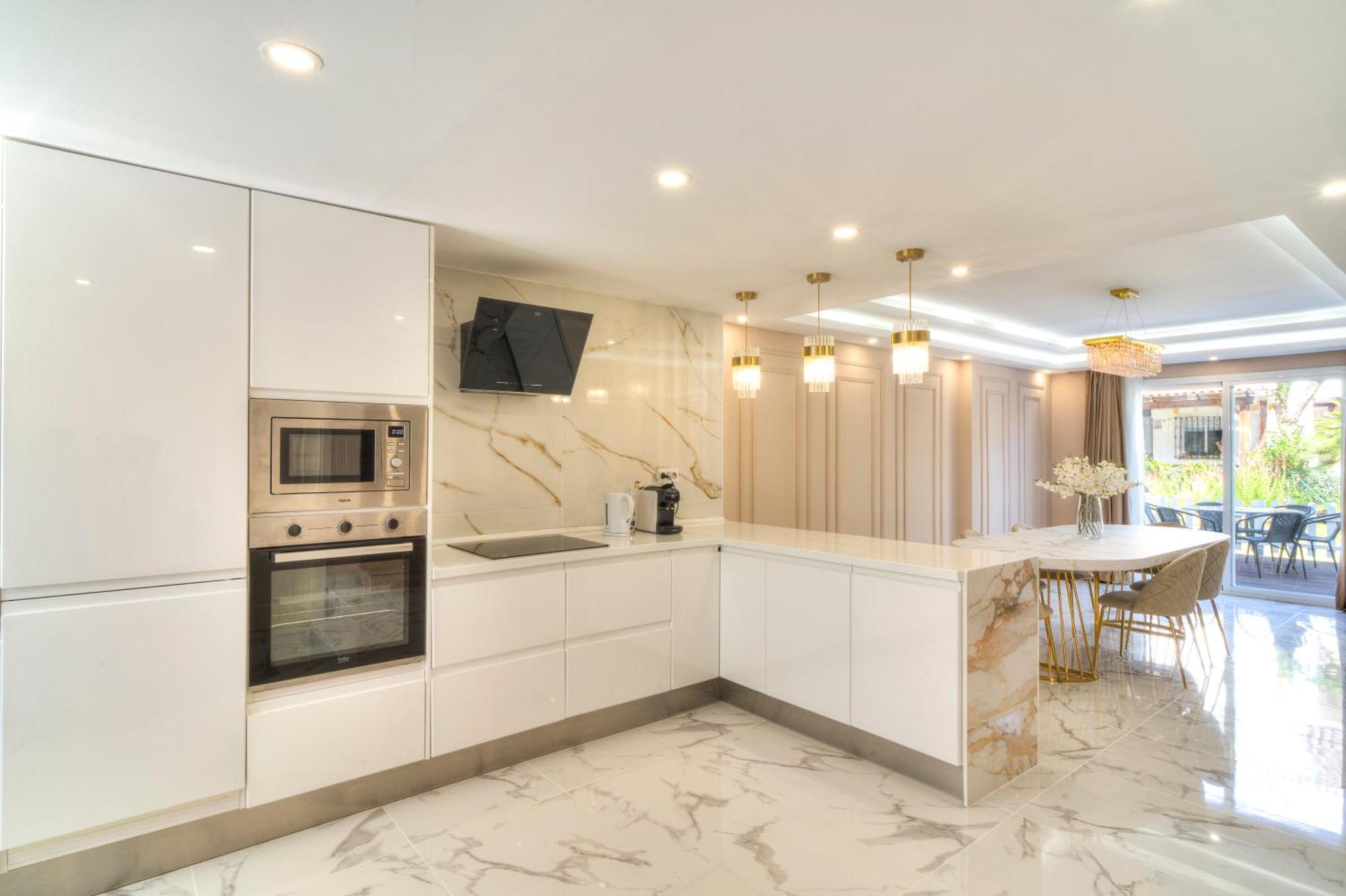 Serenity Luxury , Puerto Banus ماربيا المظهر الخارجي الصورة